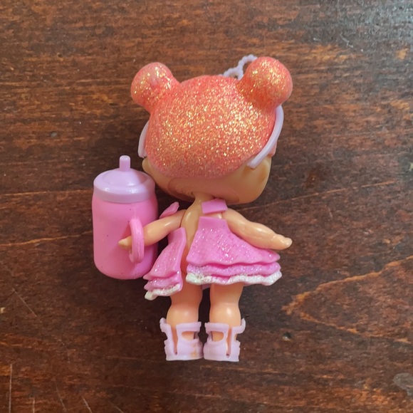 Lol surprise doll “GLITTER CENTER STAGE” - Picture 2 of 2